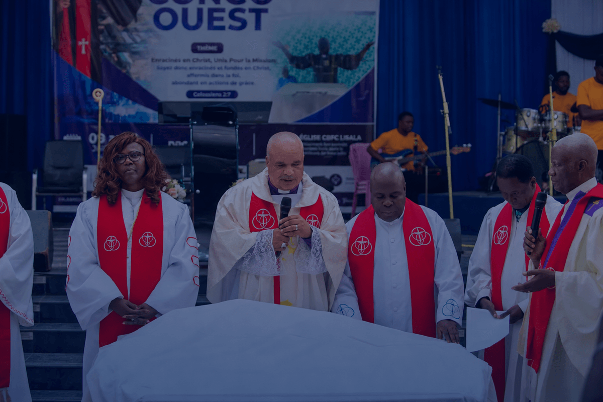 La Conférence Annuelle du Congo Ouest rassemble les Églises locales, les pasteurs et les fidèles laïcs au sein de l’Église Méthodiste Globale. Unis en Jésus-Christ et nourris par notre héritage wesleyen, nous nous encourageons mutuellement à vivre dans la fidélité à Dieu, la sainteté et le service. La Conférence Annuelle du Congo Ouest rassemble les Églises locales, les pasteurs et les fidèles laïcs au sein de l’Église Méthodiste Globale. Unis en Jésus-Christ et nourris par notre héritage wesleyen, nous nous encourageons mutuellement à vivre dans la fidélité à Dieu, la sainteté et le service.