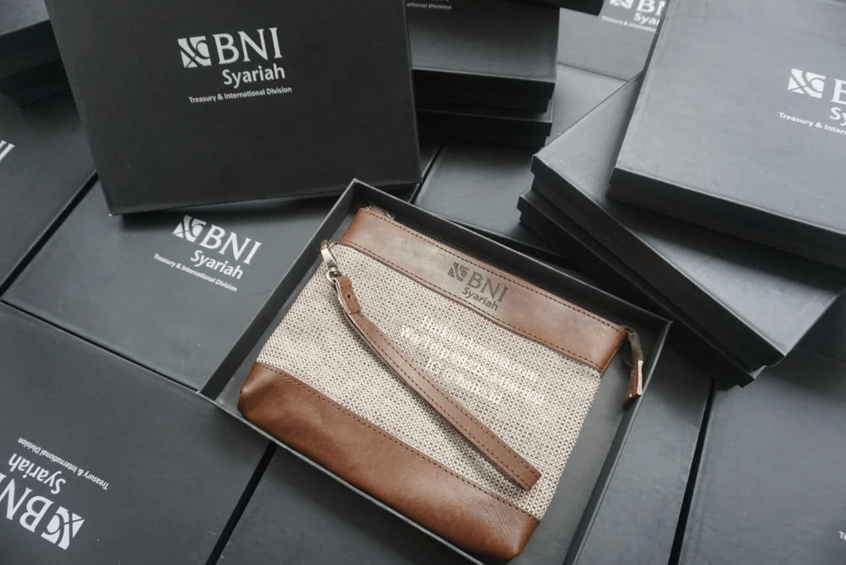 souvenir kulit asli clutch bag souvenir kulit asli clutch bag