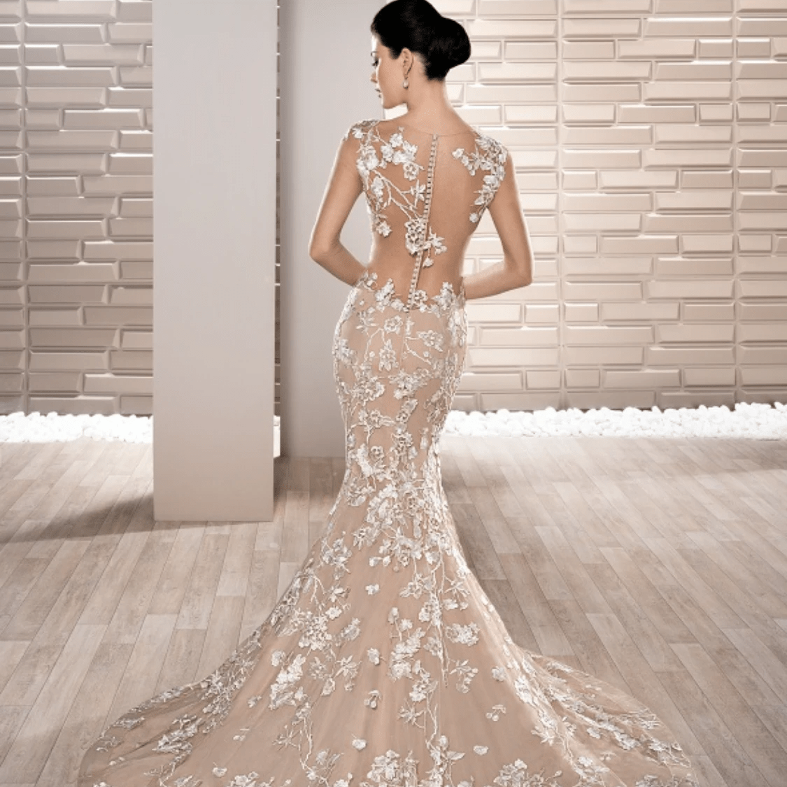 Made-to-measure Wedding Dress Made-to-measure Wedding Dress