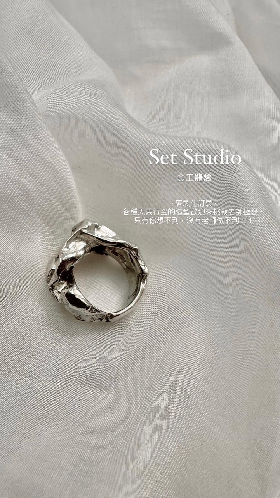 ST Studio 基隆藝二畫室 x 置金工 ST Studio 基隆藝二畫室 x 置金工