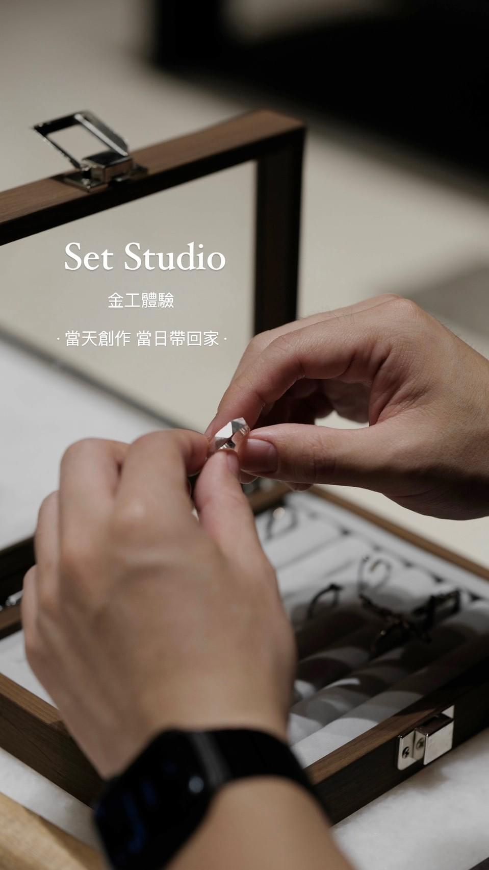 ST Studio 是位於基隆的藝術創作空間,提供流體藝術、丙烯繪畫、壓克力畫、肌理創作與手作體驗課程。課程適合零基礎成人、朋友聚會、情侶約會及想培養藝術興趣的學員,透過色彩與創作過程,完成專屬於自己的藝術作品。 ST Studio 是位於基隆的藝術創作空間,提供流體藝術、丙烯繪畫、壓克力畫、肌理創作與手作體驗課程。課程適合零基礎成人、朋友聚會、情侶約會及想培養藝術興趣的學員,透過色彩與創作過程,完成專屬於自己的藝術作品。