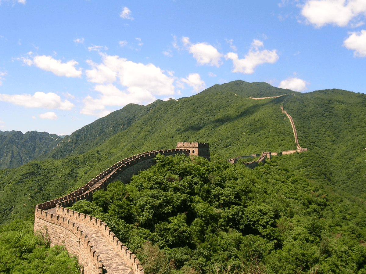 Mutianyu Great Wall near Beijing — Nicolas Perrault III / Velatrix, CC0. Seasonal conditions vary. Mutianyu Great Wall near Beijing — Nicolas Perrault III / Velatrix, CC0. Seasonal conditions vary.