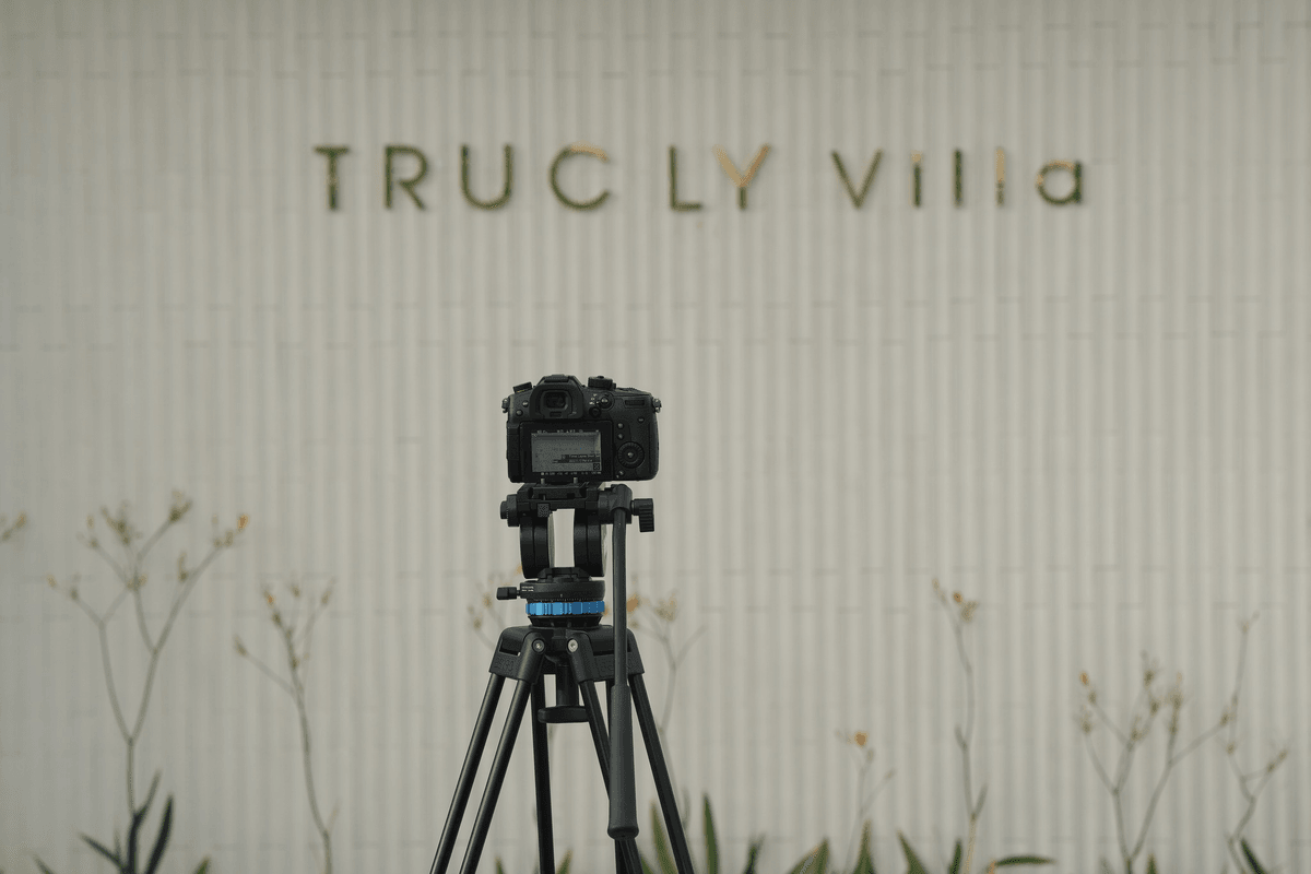 Dịch vụ sản xuất video marketing của B PRODUCTIONS. Dịch vụ sản xuất video marketing của B PRODUCTIONS.