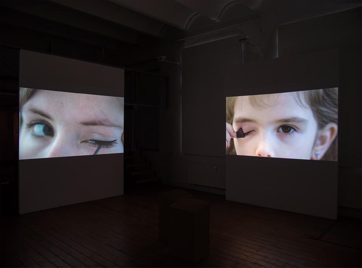 Harm van den Berg - video installation - Composition in Color (2014) Harm van den Berg - video installation - Composition in Color (2014)