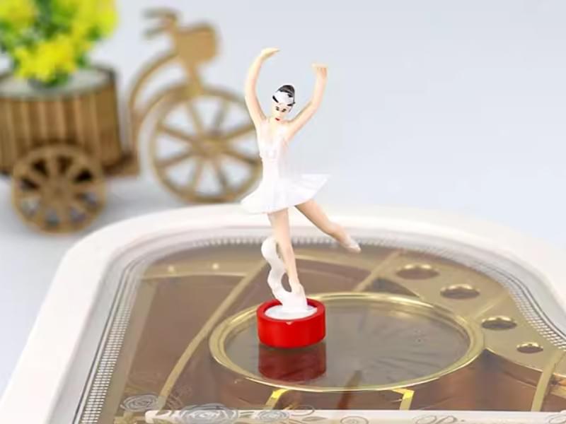 Music box Spinning Clockwork Dancing Ballerina Girl Accessories