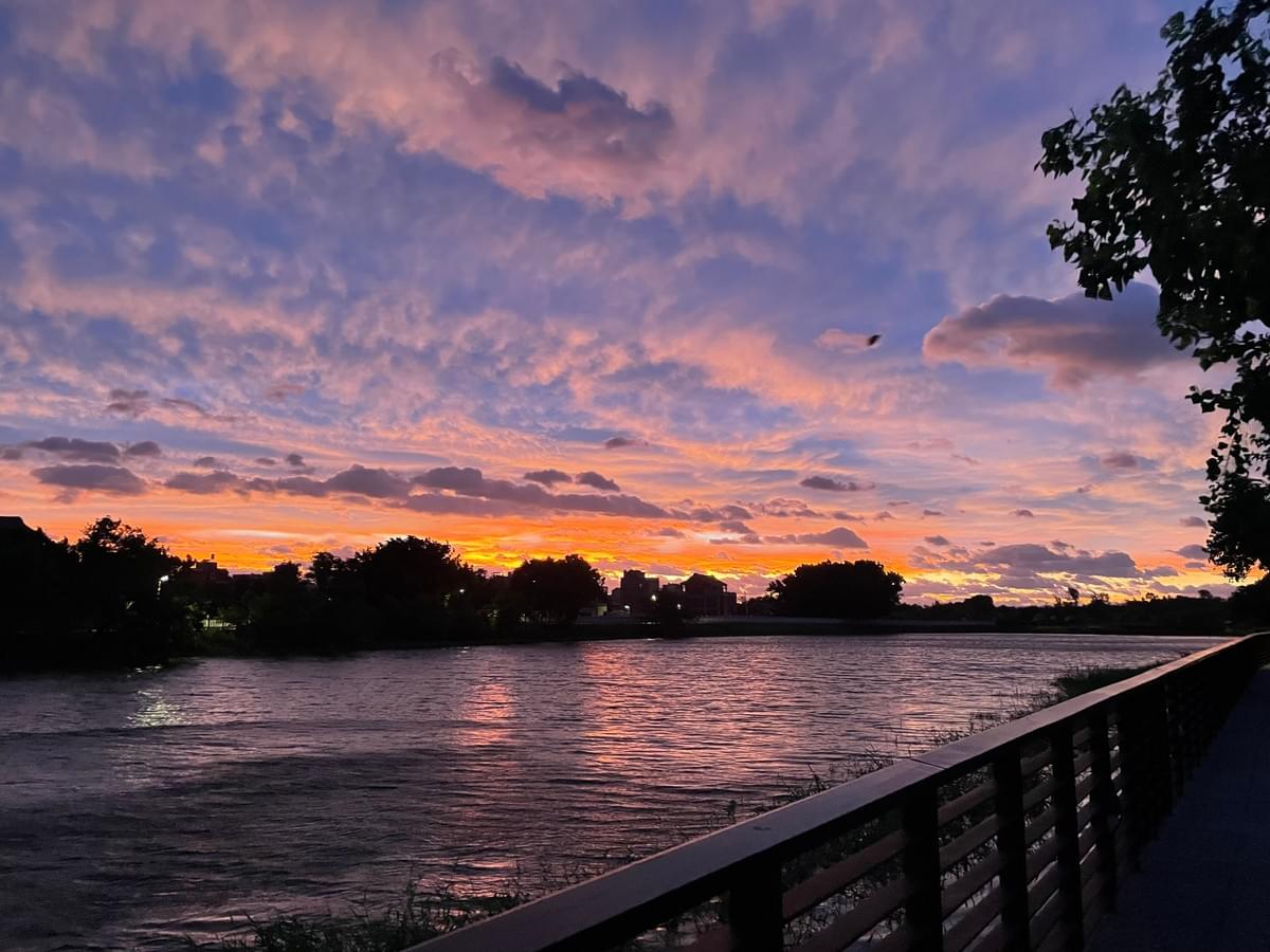 雙鯉湖的夕陽-悠哉悠古厝民宿 雙鯉湖的夕陽-悠哉悠古厝民宿