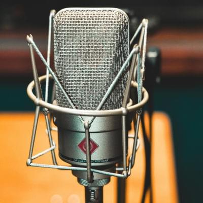 A photo of a microphone A photo of a microphone