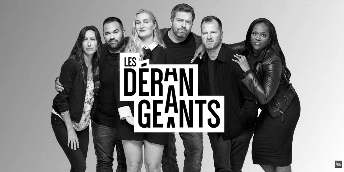 Photo de groupe en noir et blanc de six entrepreneurs posant ensemble avec des expressions variées. Au premier plan, au centre, le logo graphique blanc affiche le titre du balado « Les Dérangeants » disposé de façon déstructurée. Photo de groupe en noir et blanc de six entrepreneurs posant ensemble avec des expressions variées. Au premier plan, au centre, le logo graphique blanc affiche le titre du balado « Les Dérangeants » disposé de façon déstructurée.