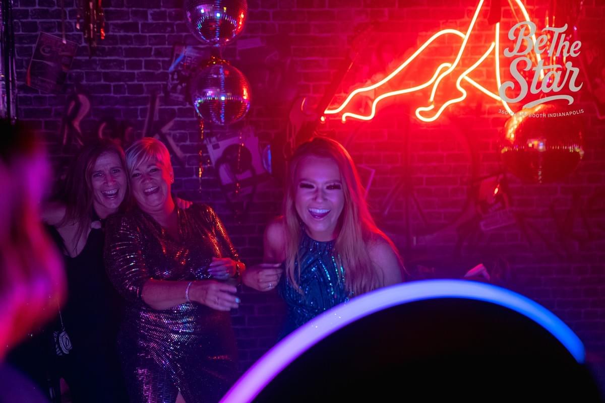 New Year's Eve event at The Biltwell Event Center with the Overhead 360 fitting into the scene. New Year's Eve event at The Biltwell Event Center with the Overhead 360 fitting into the scene.