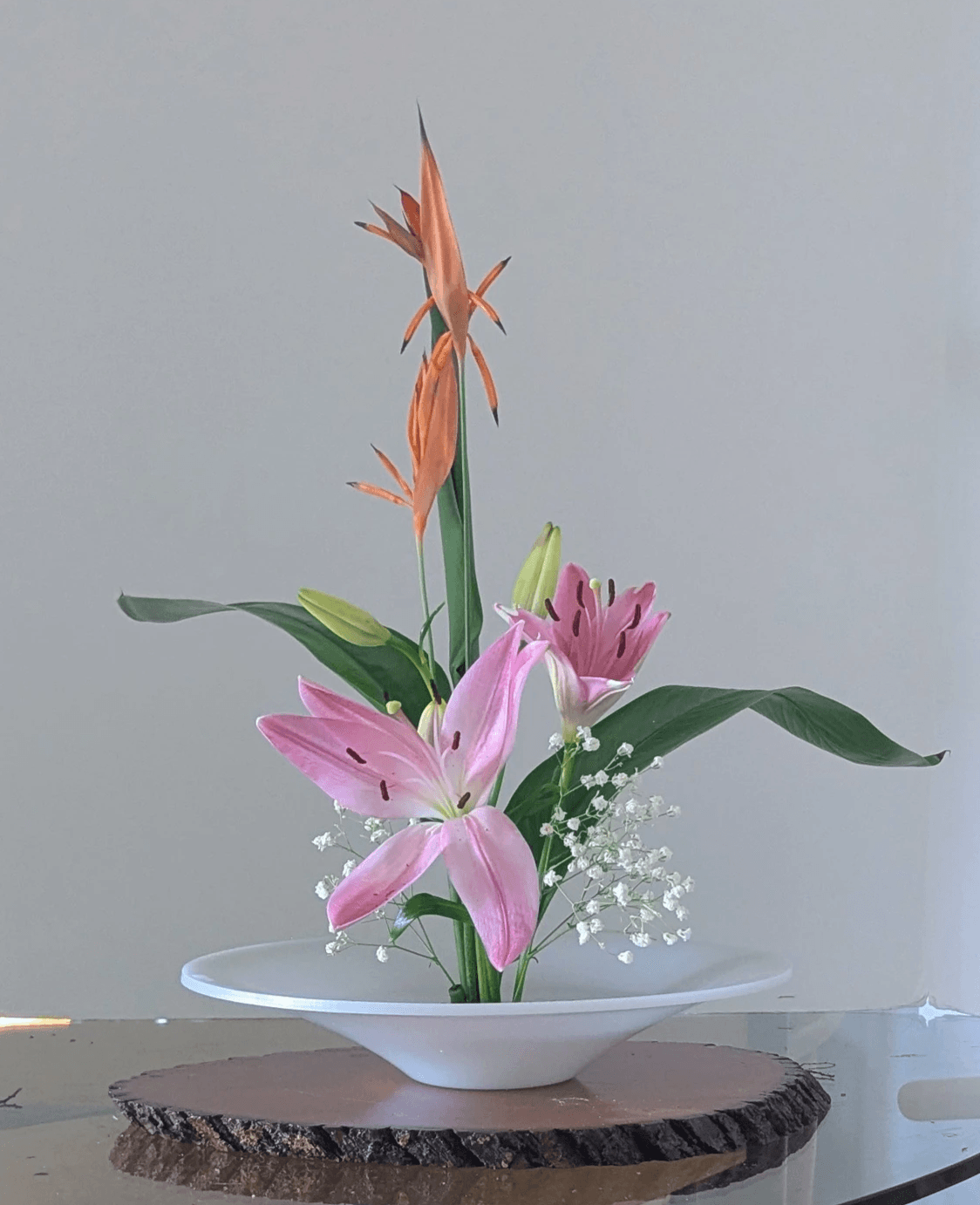 Become part of a vibrant community of Ikebana practitioners across North and Central America. Our platform encourages collaboration, sharing of ideas, and networking opportunities, helping you to connect with like-minded individuals who share your passion for this exquisite art. Community Connections What We Offer Sakura Virtual Ikebana Community is an online-based group dedicated to sharing,
learning, and celebrating the art of Ikebana. Rooted in the principles of beauty, self-
expression, and cultural appreciation, this community connects ikebanists in North and
Central America and beyond through virtual presentations from various Ikebana
schools, and Japanese cultural programs, fostering a welcoming space for beginners
and experienced practitioners alike. Become part of a vibrant community of Ikebana practitioners across North and Central America. Our platform encourages collaboration, sharing of ideas, and networking opportunities, helping you to connect with like-minded individuals who share your passion for this exquisite art. Community Connections What We Offer Sakura Virtual Ikebana Community is an online-based group dedicated to sharing,
learning, and celebrating the art of Ikebana. Rooted in the principles of beauty, self-
expression, and cultural appreciation, this community connects ikebanists in North and
Central America and beyond through virtual presentations from various Ikebana
schools, and Japanese cultural programs, fostering a welcoming space for beginners
and experienced practitioners alike.