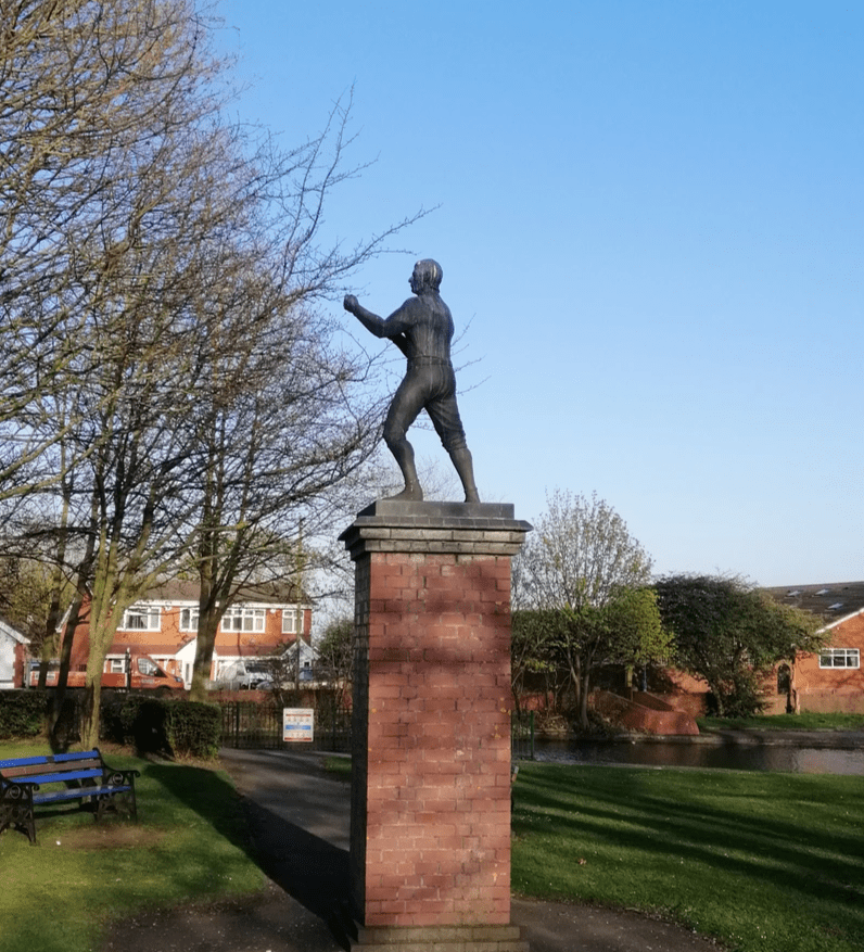 the station arch at Owen Street the station arch at Owen Street