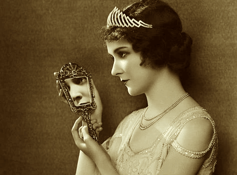 Giuseppe Arcimboldo | Fruit Basket (c. 1526) Giuseppe Arcimboldo | Fruit Basket (c. 1526)