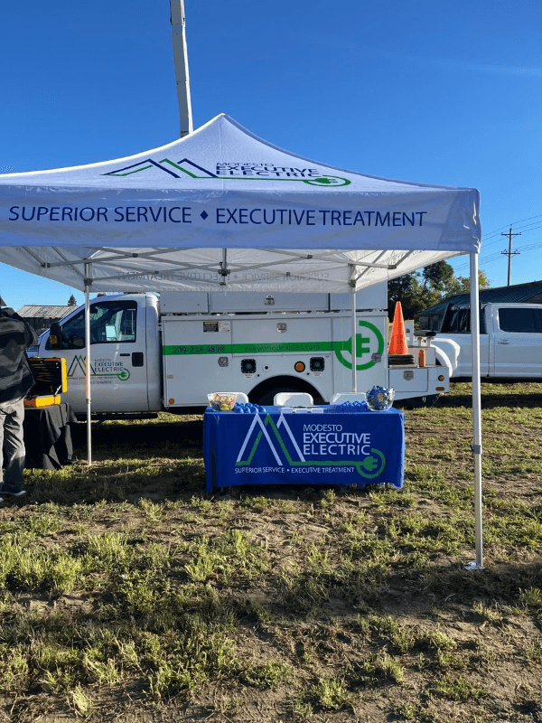 Modesto Executive Electric team members attending the 5th Annual Construction Trades Day hosted by Valley Builders Exchange in the Central Valley Modesto Executive Electric team members attending the 5th Annual Construction Trades Day hosted by Valley Builders Exchange in the Central Valley