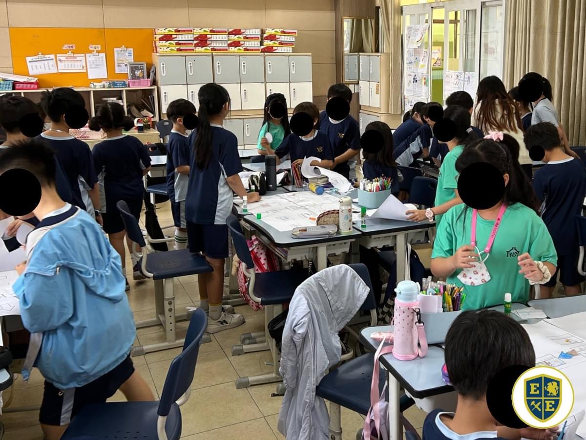 ESL EFL Students Doing The Cooperative Learning Routine Roving Reporter ESL EFL Students Doing The Cooperative Learning Routine Roving Reporter