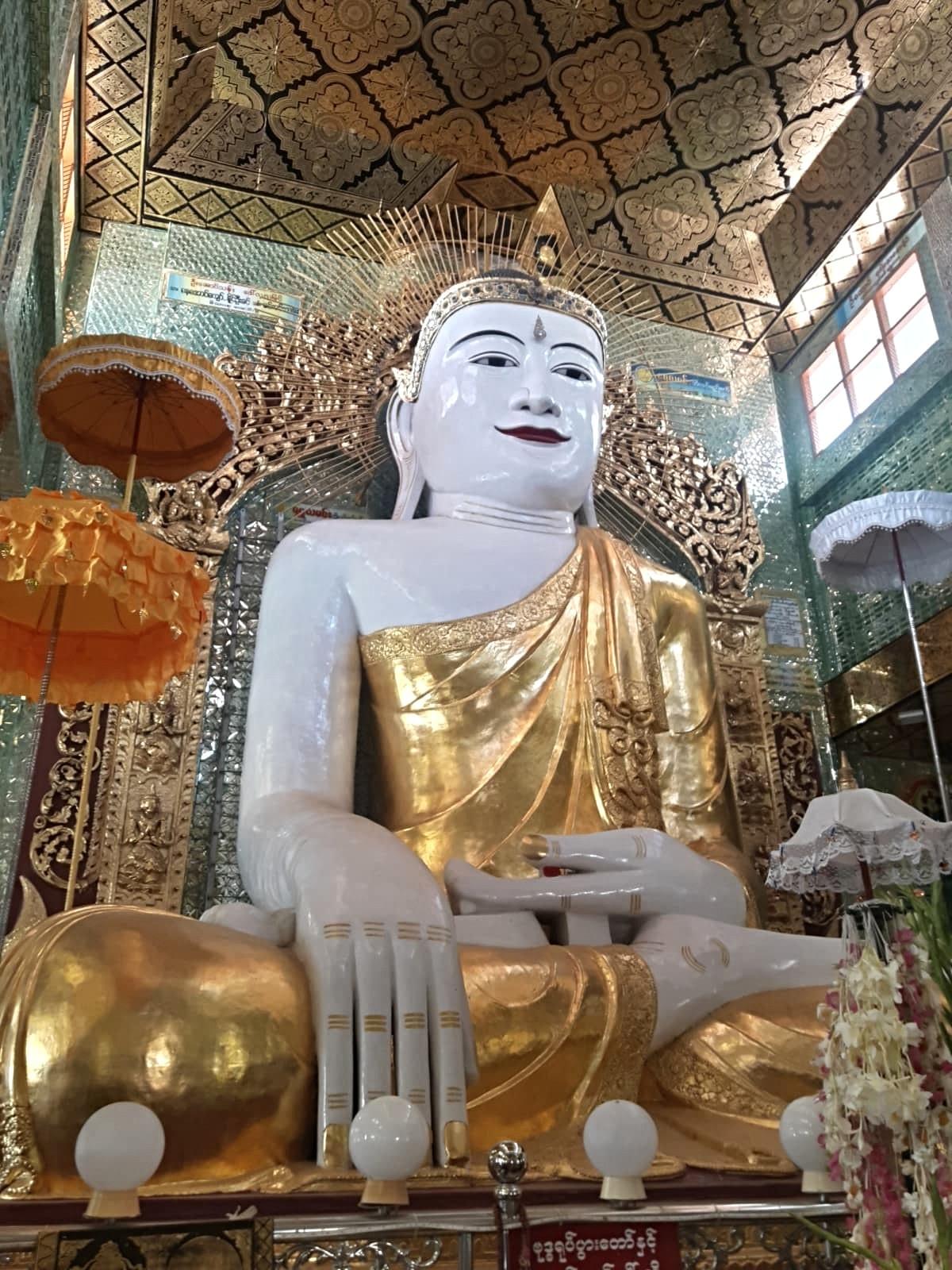 Buddha Image inside Soon O Ponya Shin Pagoda, Sagaing, Mandalay, Myanmar Buddha Image inside Soon O Ponya Shin Pagoda, Sagaing, Mandalay, Myanmar