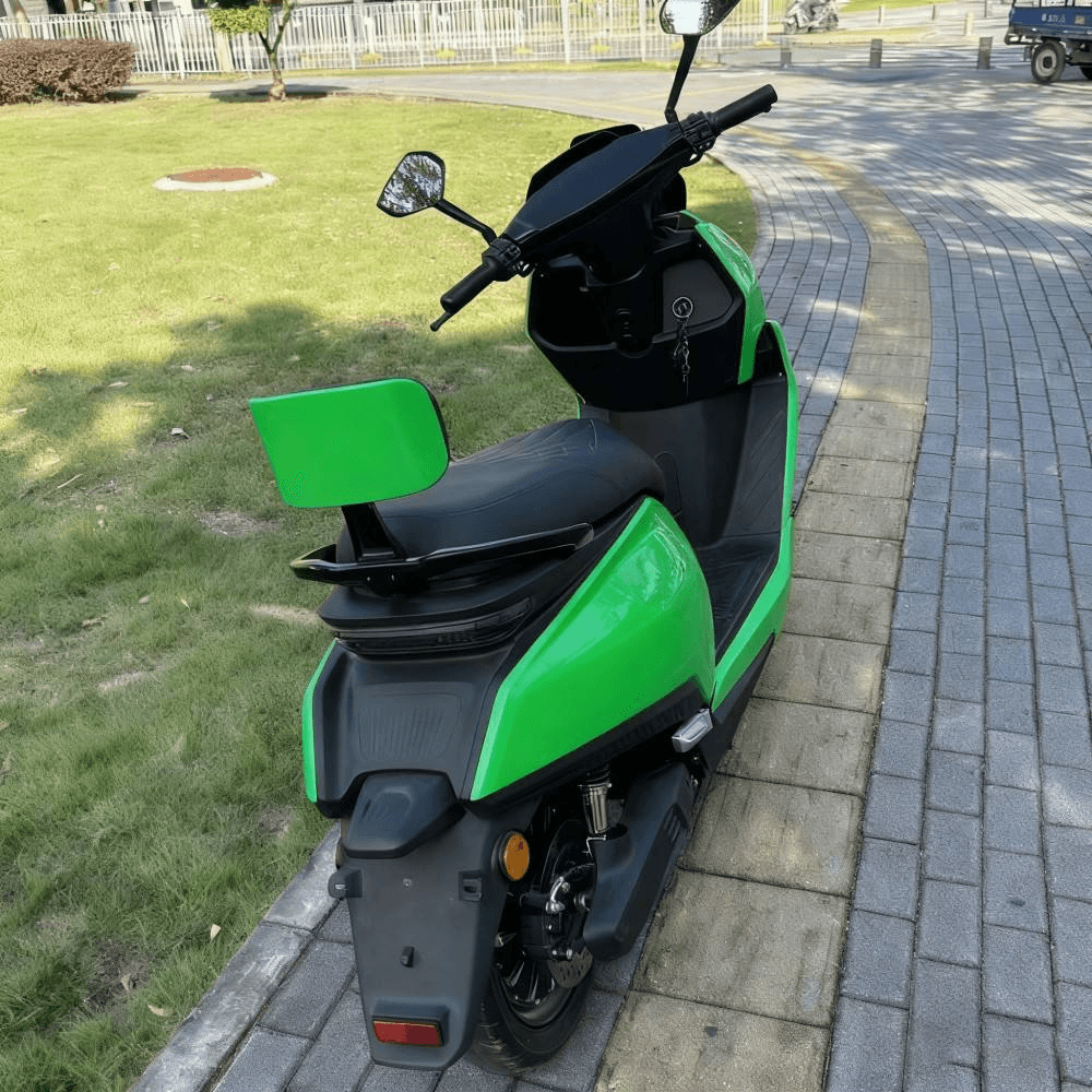 2000W High Speed Electric Motorcycle, Long Range, 3 Speed Control, 72V Lead-acid / Lithium Battery