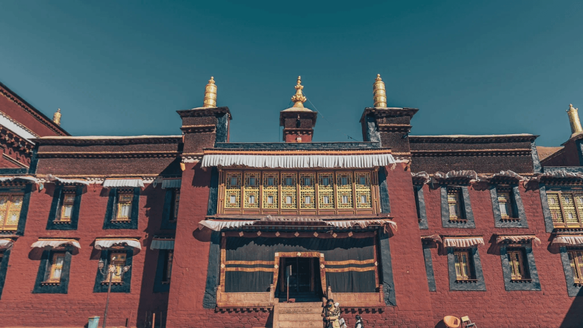 Guidetibet is a local travel agency offering authentic Tibet tours since 2004. Guidetibet is a local travel agency offering authentic Tibet tours since 2004.