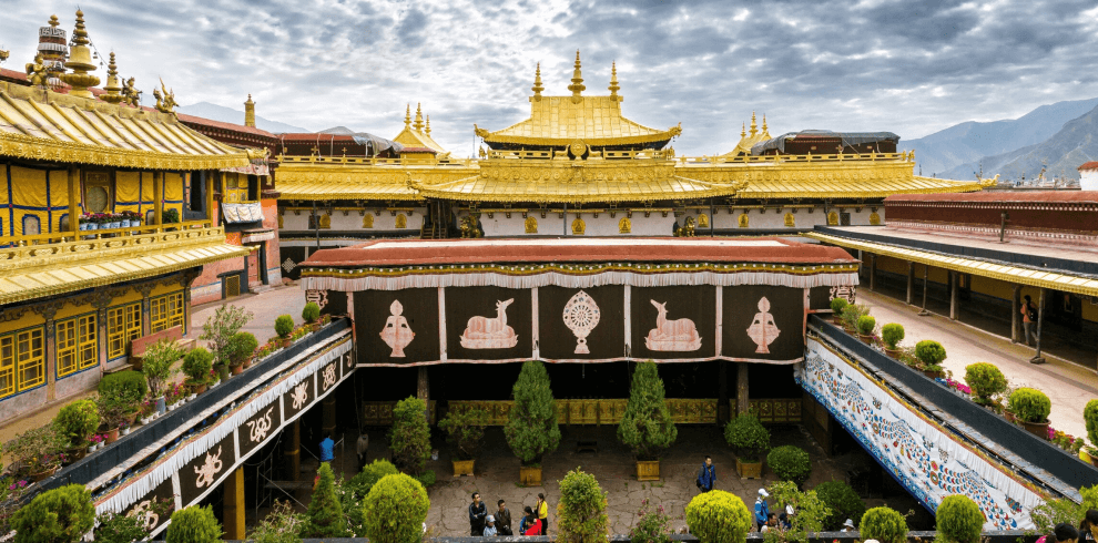 Guidetibet is a local travel agency offering authentic Tibet tours since 2004. Guidetibet is a local travel agency offering authentic Tibet tours since 2004.