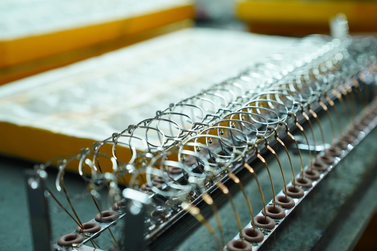 Découvrez notre engagement envers des matériaux durables et écologiques dans notre production de lunettes. Ce que nous faisons Chez Aisen Optical, nous transcendons le rôle d'un fabricant traditionnel pour devenir votre allié stratégique dans l'industrie de la lunetterie. Découvrez notre engagement envers des matériaux durables et écologiques dans notre production de lunettes. Ce que nous faisons Chez Aisen Optical, nous transcendons le rôle d'un fabricant traditionnel pour devenir votre allié stratégique dans l'industrie de la lunetterie.