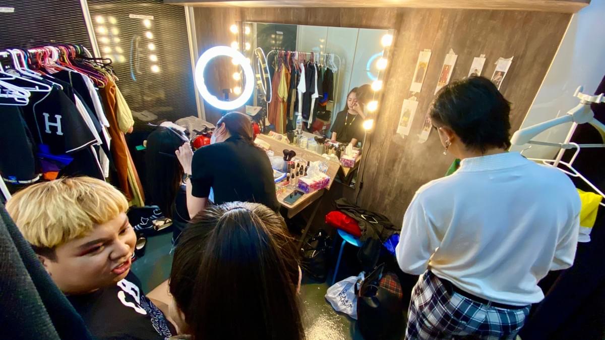 Vanity Room Singapore at TVC Studio. Studio Make Up room Vanity Room Singapore at TVC Studio. Studio Make Up room