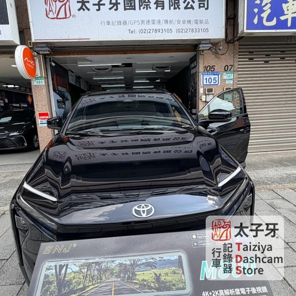 Toyota BZ4X 安裝 SNJ M800 電子後視鏡示意圖 Toyota BZ4X 安裝 SNJ M800 電子後視鏡示意圖