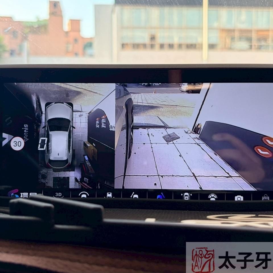 360 側鏡頭角度調整示意 360 側鏡頭角度調整示意