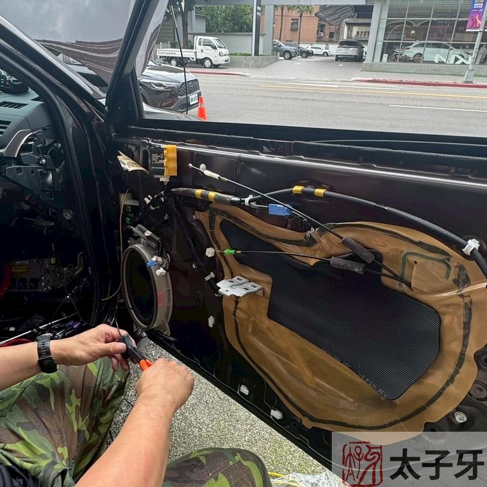 技師確認鏡頭位置與視角的安裝流程 技師確認鏡頭位置與視角的安裝流程