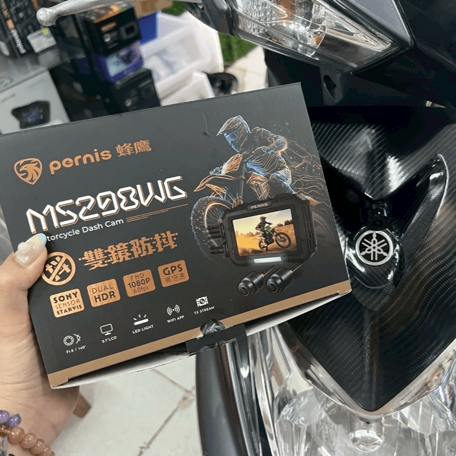 MS298WG 後鏡頭隱蔽安裝於尾燈組旁 MS298WG 後鏡頭隱蔽安裝於尾燈組旁