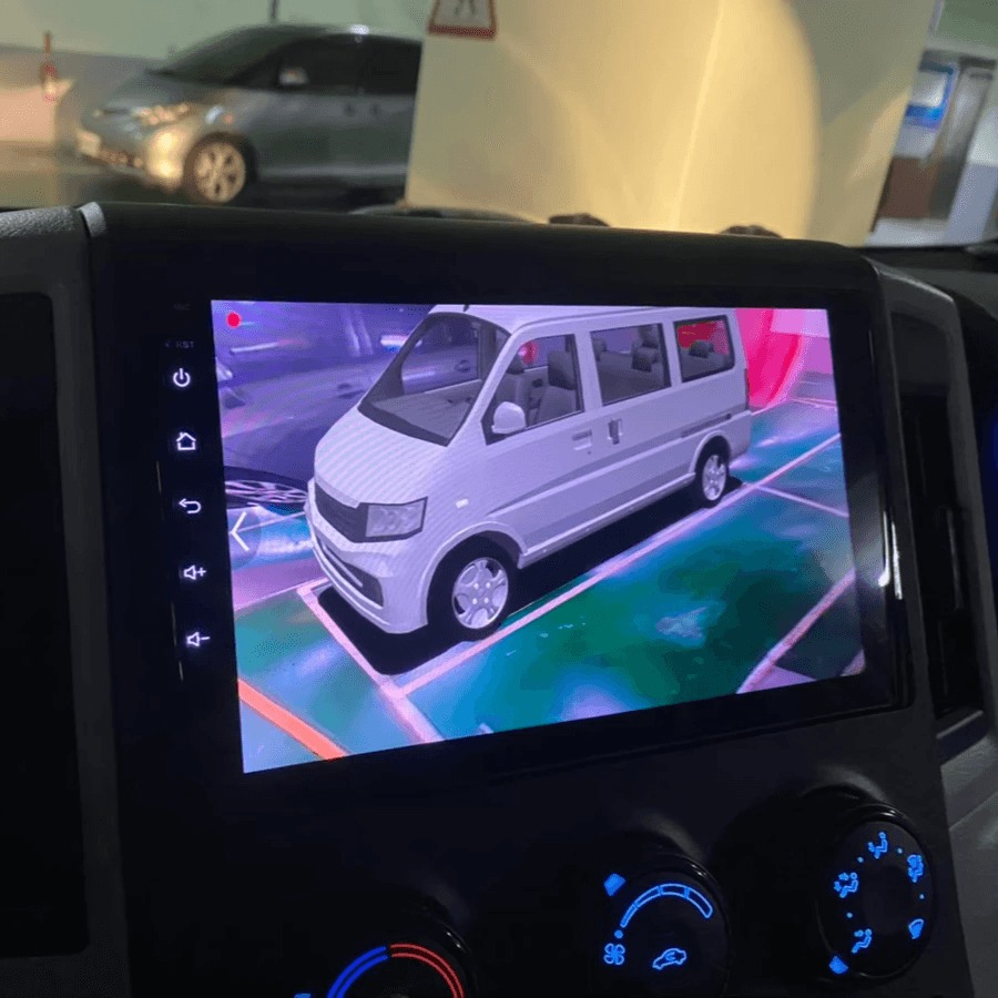 Toyota Hiace 安裝後 360度環景鳥瞰畫面示意 Toyota Hiace 安裝後 360度環景鳥瞰畫面示意