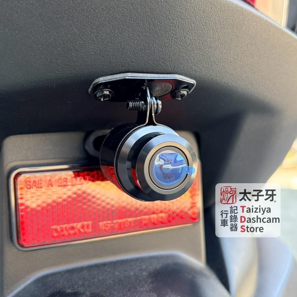 MS283WGS 前鏡頭安裝於勁戰胸蓋的角度示意 MS283WGS 前鏡頭安裝於勁戰胸蓋的角度示意