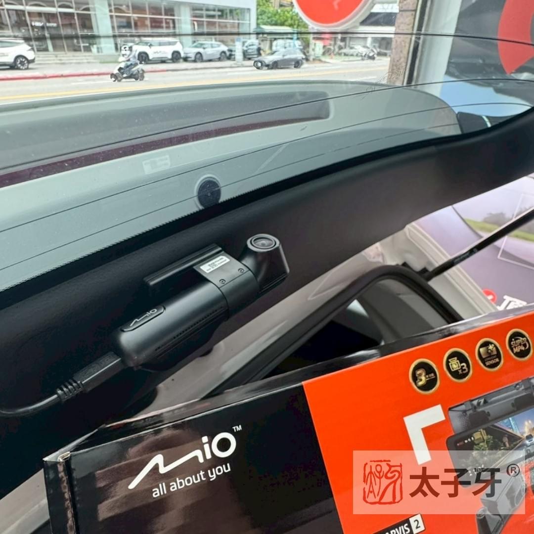 Luxgen N7 安裝 R888W3 三鏡 2K 同步錄影效果 Luxgen N7 安裝 R888W3 三鏡 2K 同步錄影效果