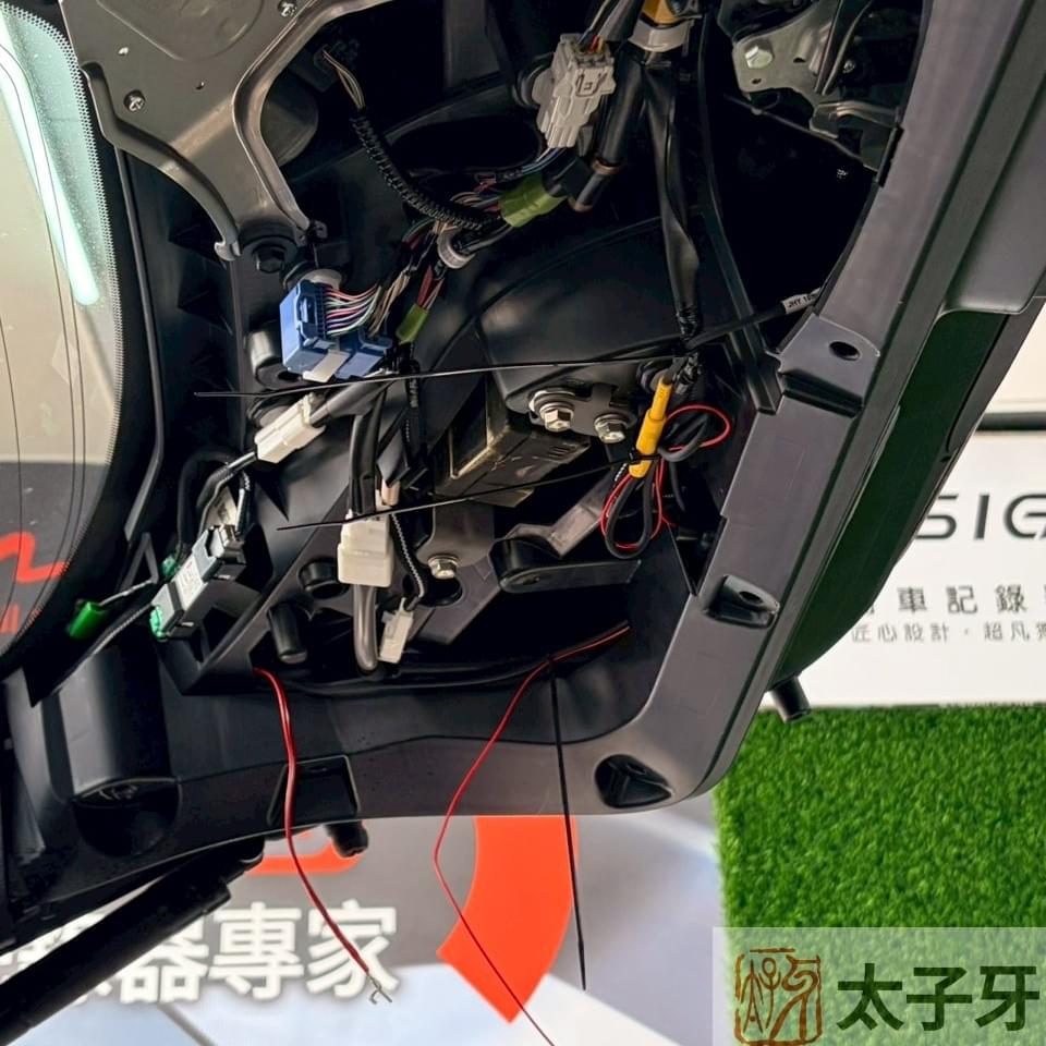 Lexus UX 安卓機線材分段整理畫面 Lexus UX 安卓機線材分段整理畫面