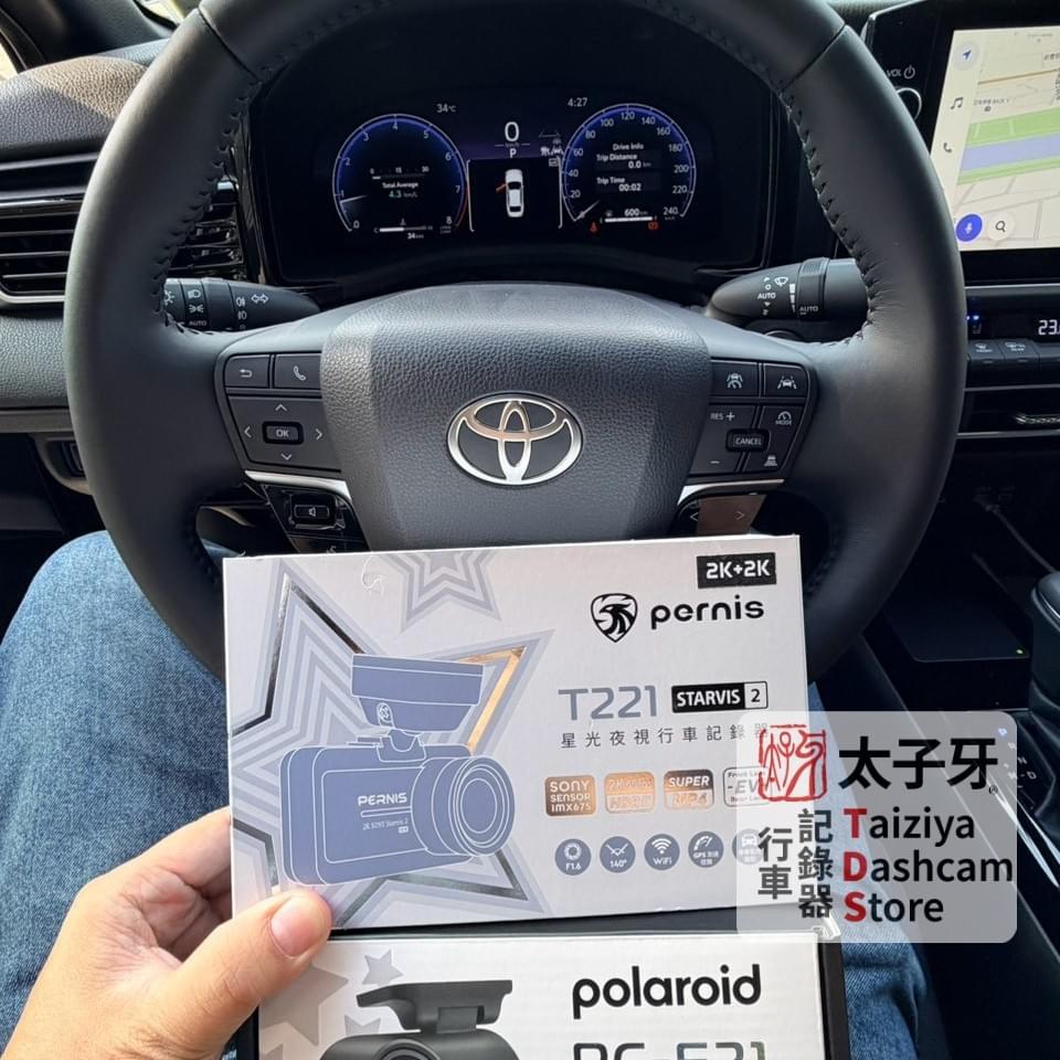 Camry 車主改裝前安裝 Polaroid T221 Camry 車主改裝前安裝 Polaroid T221