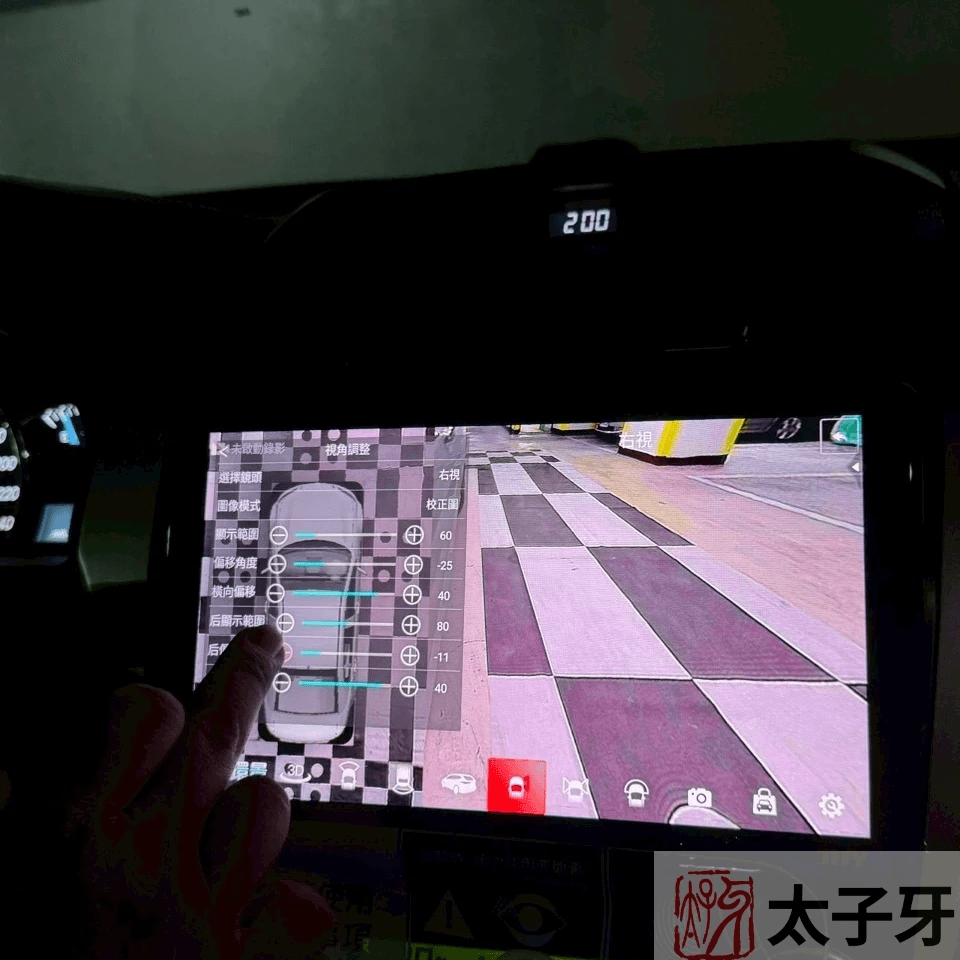 地下室固定光源360校正示意 地下室固定光源360校正示意