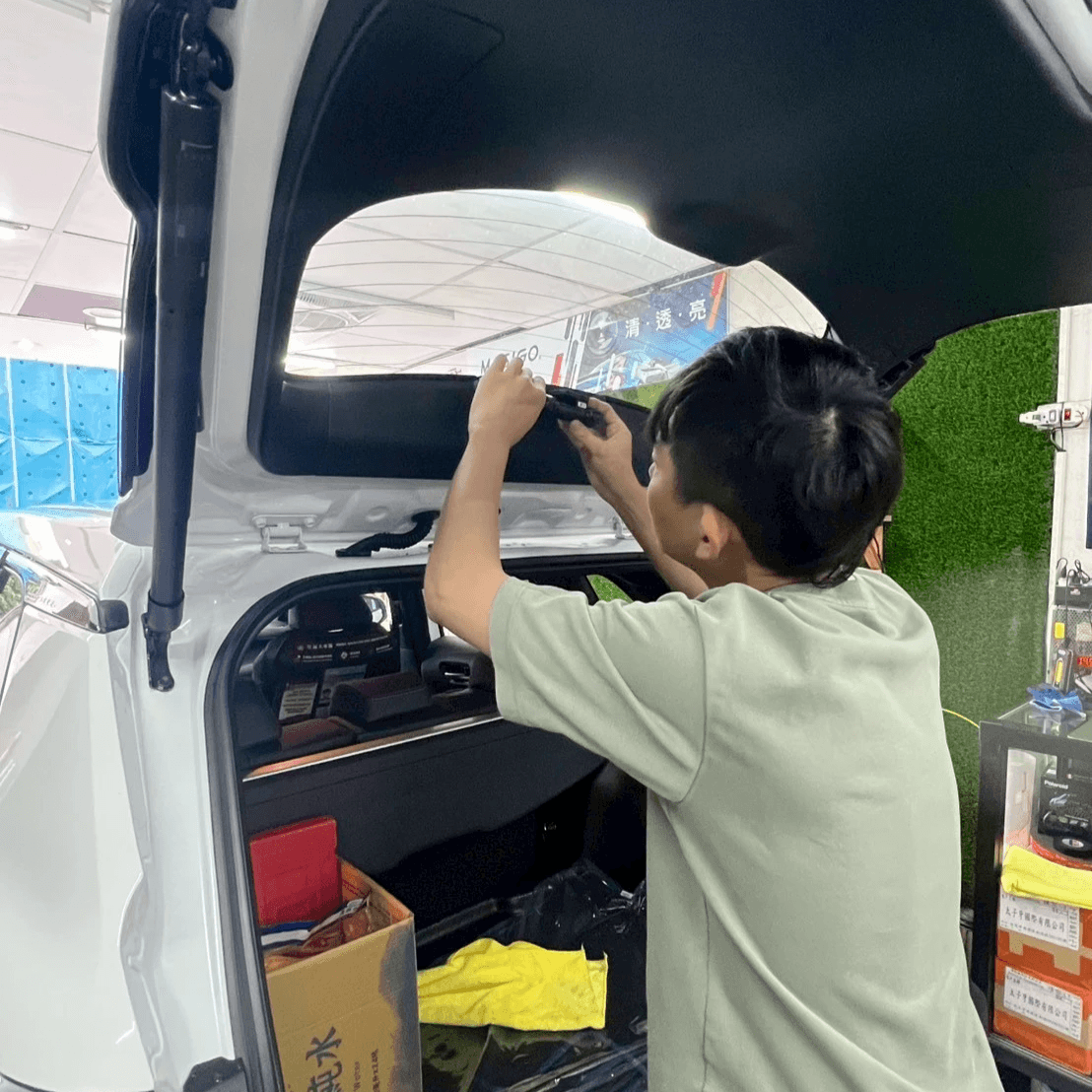 內湖店家安裝行車紀錄器 內湖店家安裝行車紀錄器