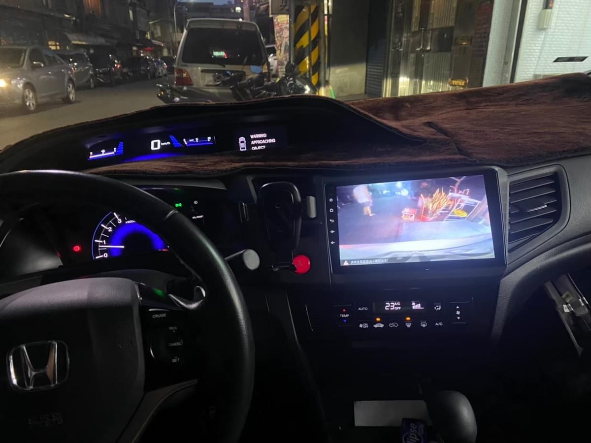 Honda Civic K12 夜間倒車鏡頭畫面 Honda Civic K12 夜間倒車鏡頭畫面