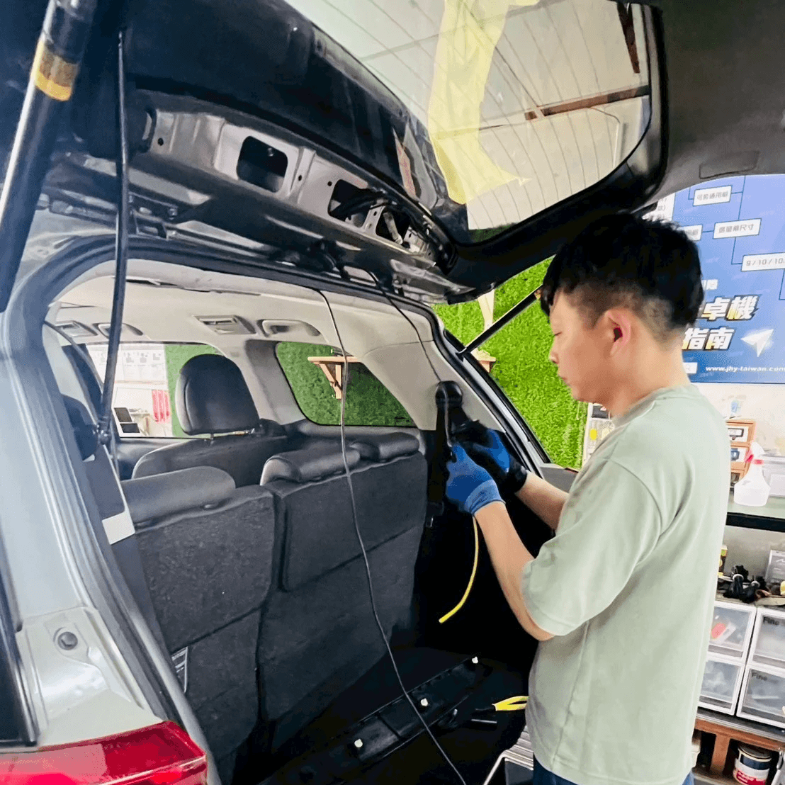Masigo H739D 後鏡頭安裝過程 Masigo H739D 後鏡頭安裝過程