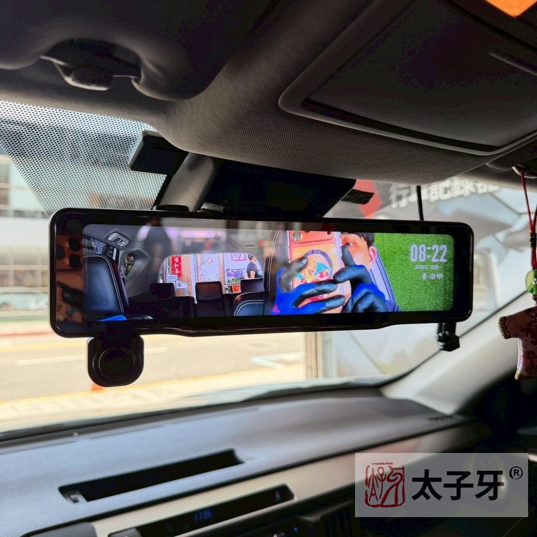 掃描者 M800 線材隱藏與 A 柱施工細節 掃描者 M800 線材隱藏與 A 柱施工細節