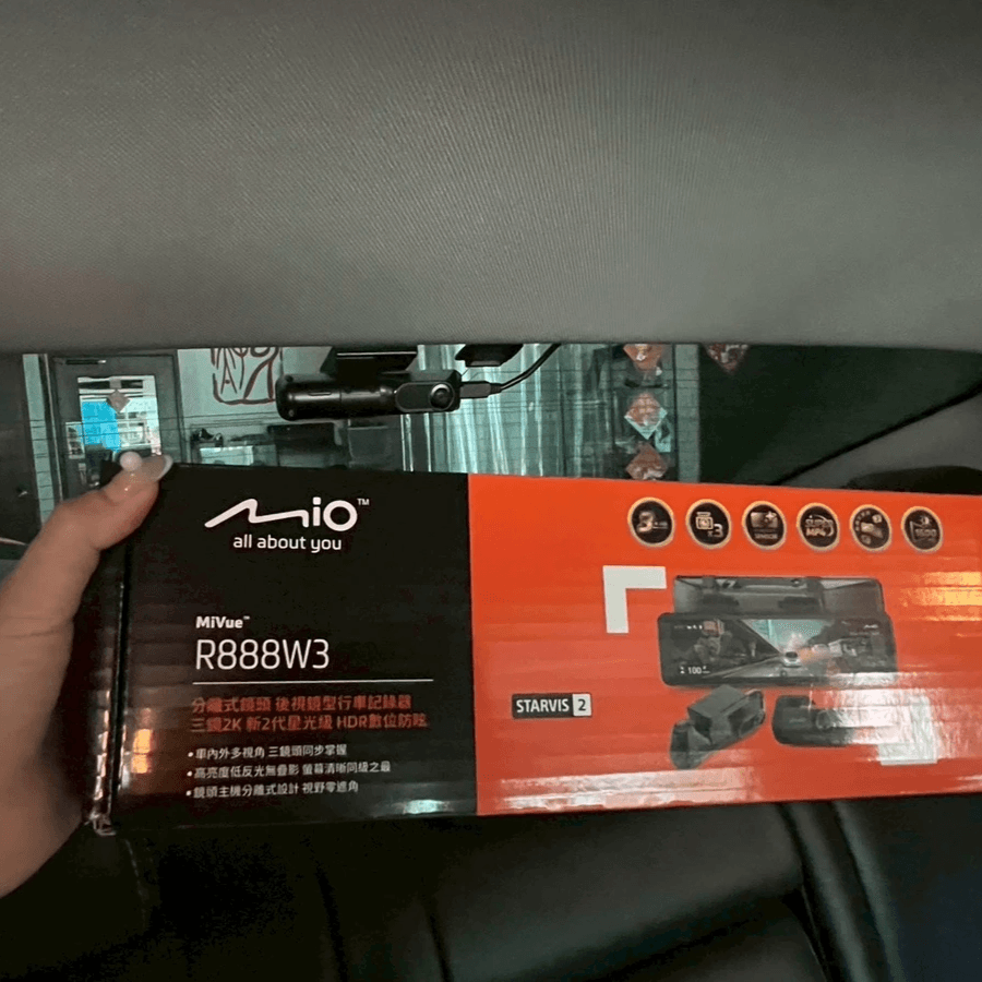 Infiniti Q50 安裝 R888W3 完工後外觀照 Infiniti Q50 安裝 R888W3 完工後外觀照
