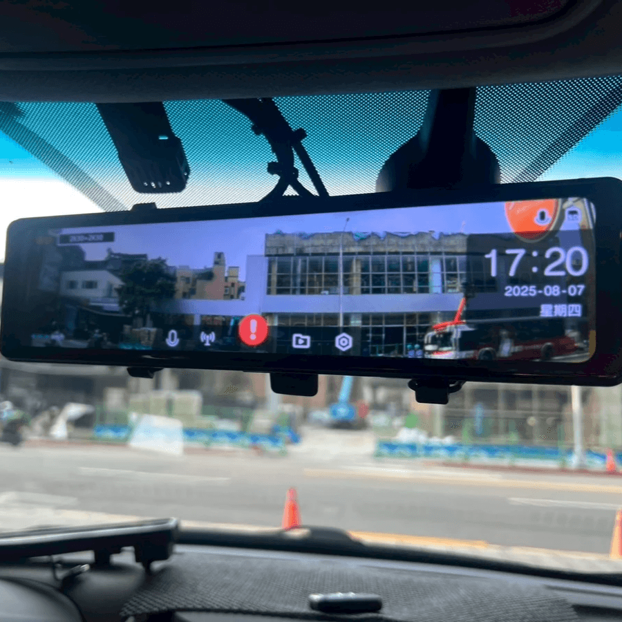 市民大道行車紀錄器畫面 市民大道行車紀錄器畫面