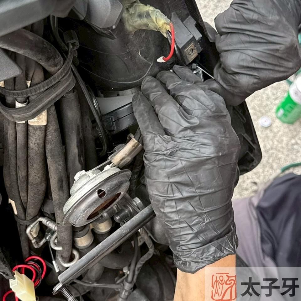 Pernis MX200WGS 在 Yamaha BWS 的完整安裝與線材收納示意 Pernis MX200WGS 在 Yamaha BWS 的完整安裝與線材收納示意