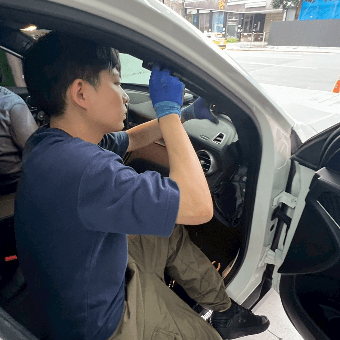 行車記錄器安裝過程 行車記錄器安裝過程