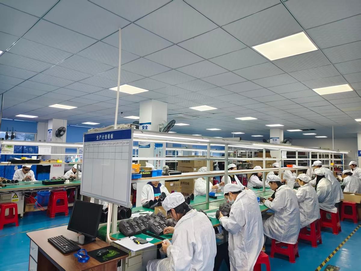 Mass production of hunting cameras Mass production of hunting cameras
