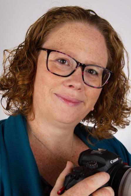 Laura McGovern, professional photographer based in Aylesbury, specializing in corporate and family photography. Laura McGovern, professional photographer based in Aylesbury, specializing in corporate and family photography.