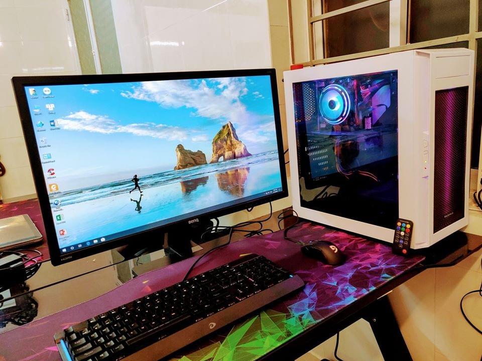 Máy tính để bàn Máy tính để bàn