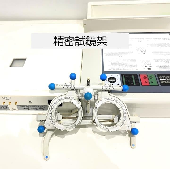 專利精密試鏡架。依照臉型調整至最舒適位置。 專利精密試鏡架。依照臉型調整至最舒適位置。