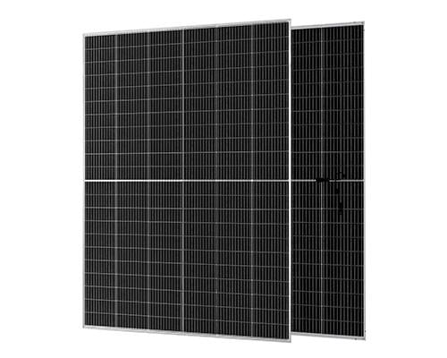 Panele fotowoltaiczne w dużym formacie Panele fotowoltaiczne w dużym formacie