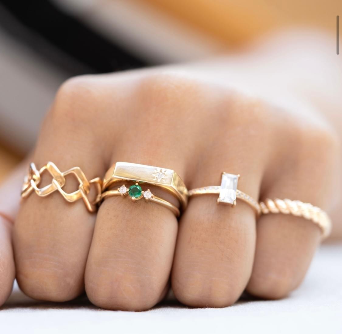 NOSSA, des bijoux raffinés, sélectionnés par Lucie Martinez (LM JOAILLERIE) NOSSA, des bijoux raffinés, sélectionnés par Lucie Martinez (LM JOAILLERIE)
