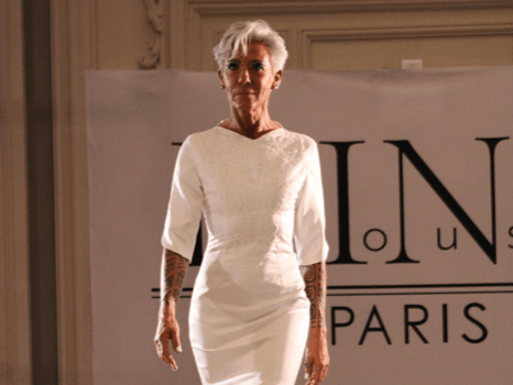 colibree, intergeneration, misa, senior, 57 ans, tatouage, influenceuse, mannequin colibree, intergeneration, misa, senior, 57 ans, tatouage, influenceuse, mannequin