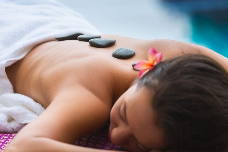massage aux huiles et pierres chaudes massage aux huiles et pierres chaudes